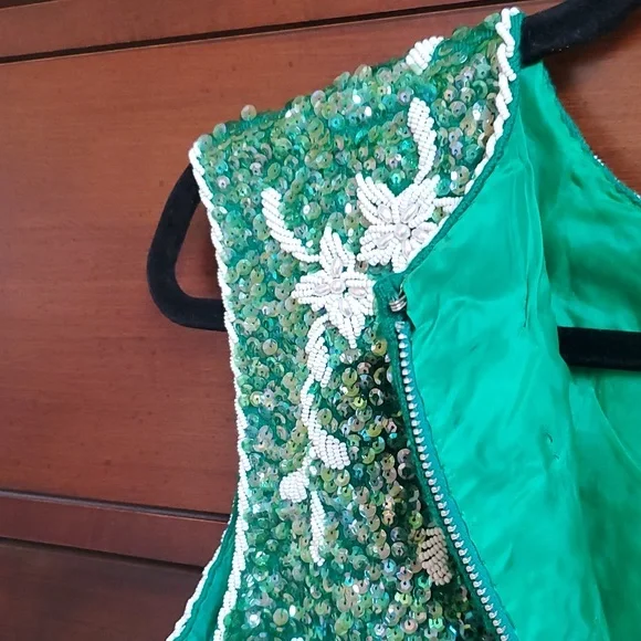 Vintage Sequin and Beaded Top Size L - Picture 9 of 14